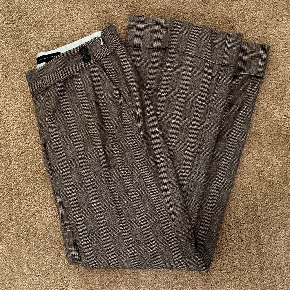 Banana Republic 100% Wool Pant with Cuff